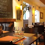 Kyriad Est - Parc Expositions Hotel 2*