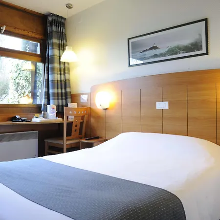 Hotel Kyriad Est - Parc Expositions 2*