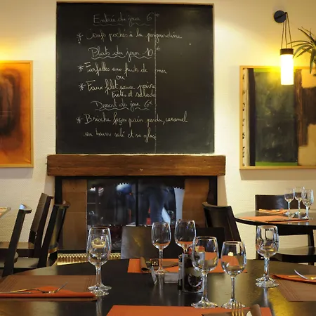 Kyriad Est - Parc Expositions 2* Reims