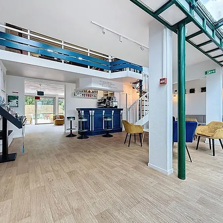 Hotel Kyriad Est - Parc Expositions Reims