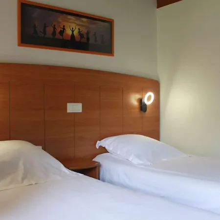 Kyriad Est - Parc Expositions Reims