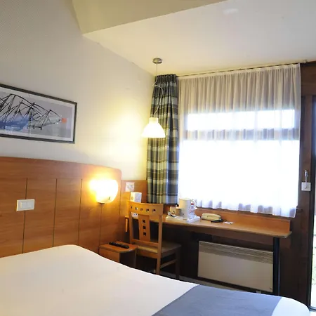 Kyriad Est - Parc Expositions 2*