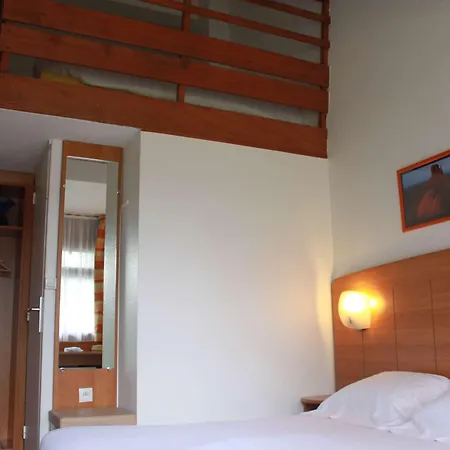 Kyriad Est - Parc Expositions 2*