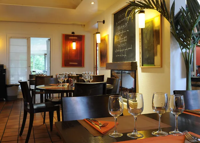 Hotel Kyriad Est - Parc Expositions