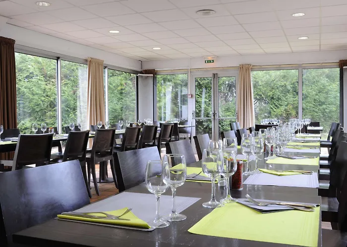 Kyriad Est - Parc Expositions Hotel Reims