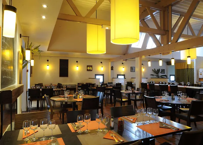 Hotel Kyriad Est - Parc Expositions