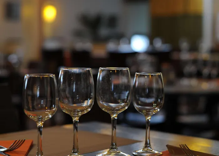 Hotel Kyriad Est - Parc Expositions