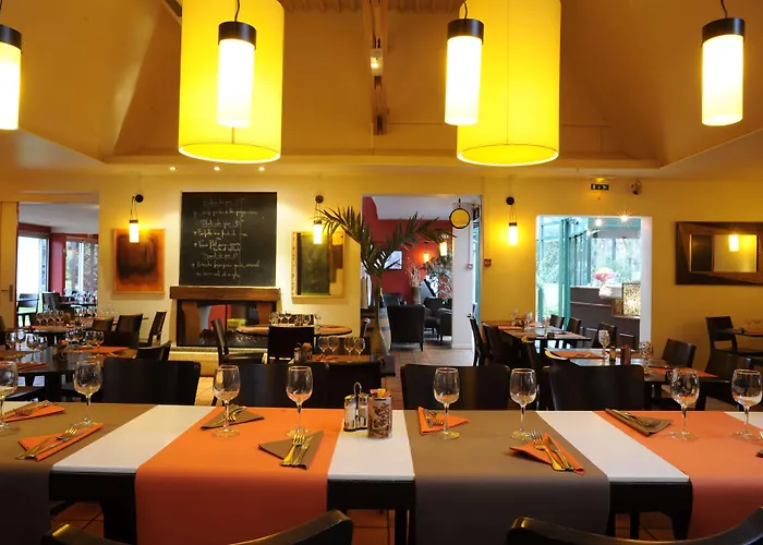 Kyriad Est - Parc Expositions 2* Reims