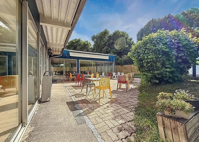 Hotel Kyriad Est - Parc Expositions