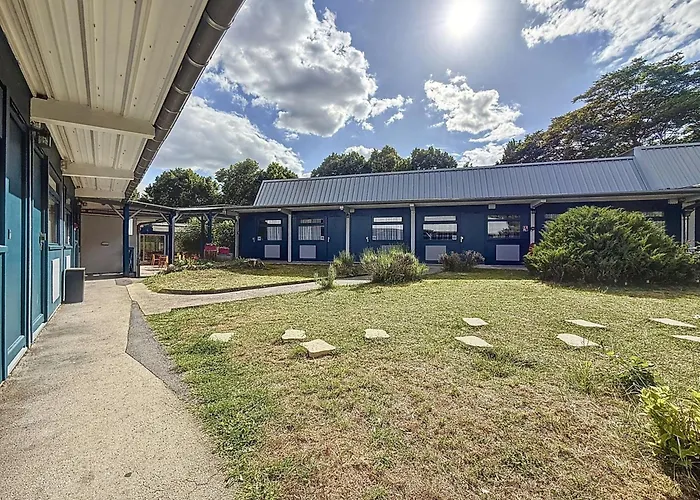 Kyriad Est - Parc Expositions 2*