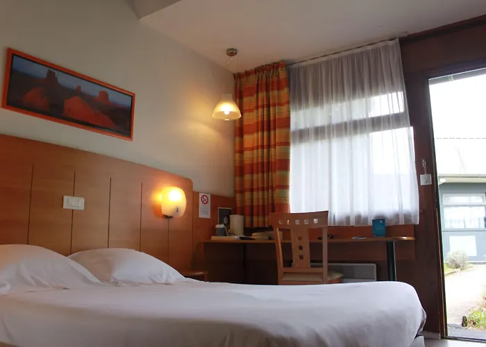 Kyriad Est - Parc Expositions 2* Reims