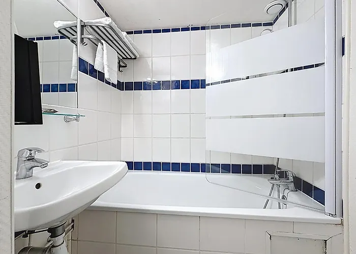 Kyriad Est - Parc Expositions Szálloda 2*