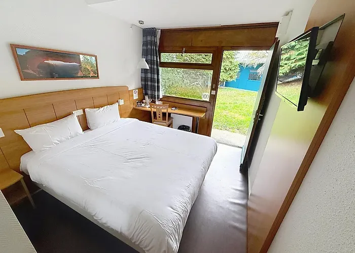 Hotel Kyriad Est - Parc Expositions 2*